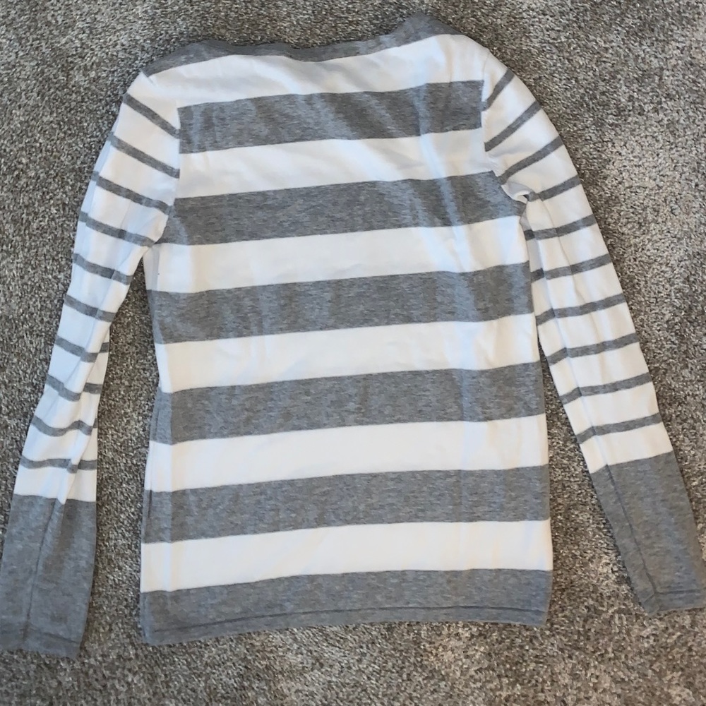 Womens Gray & White Striped Sweater - Picture 4 of 4